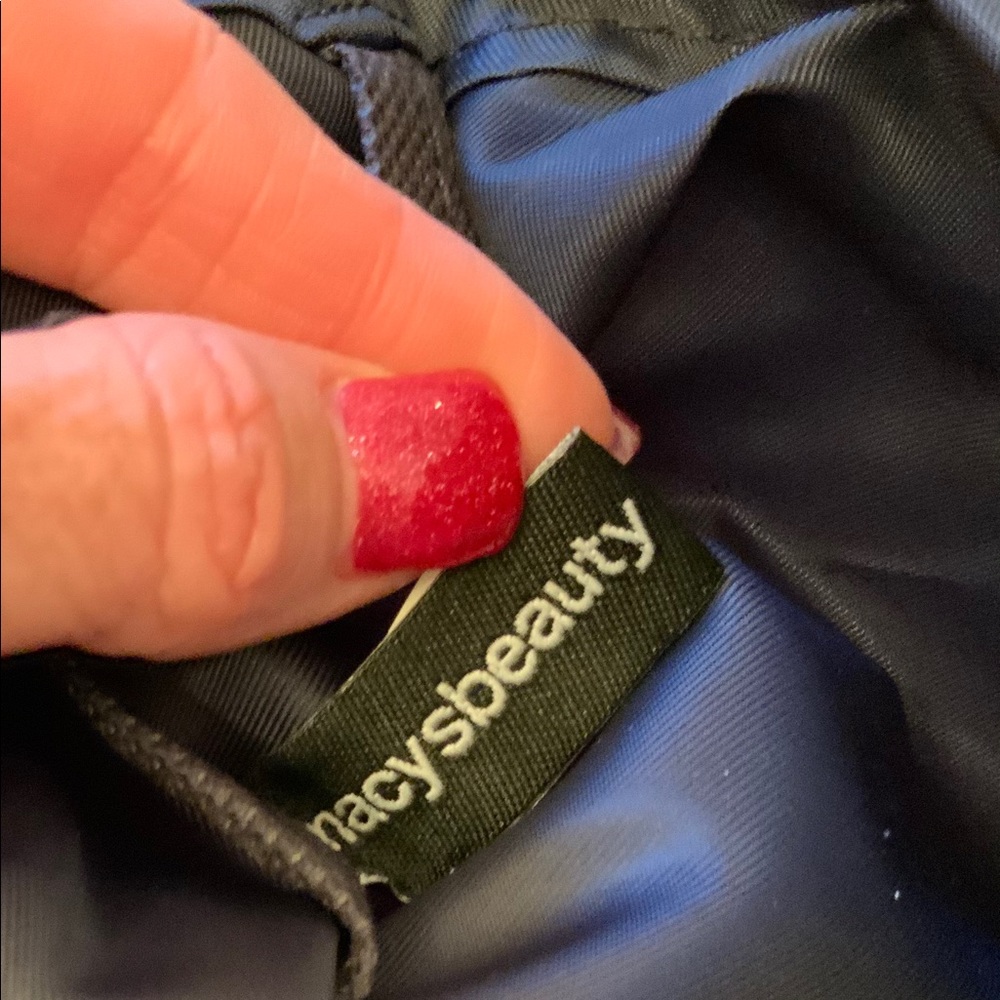 Macy’s I Don’t Sweat I Sparkle Bag - New - Picture 7 of 7